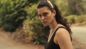 Under a Dark Sun: 1×1